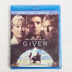 The Giver (Blu-ray + DVD + Digital HD, 2014 The Weinstein Company)
